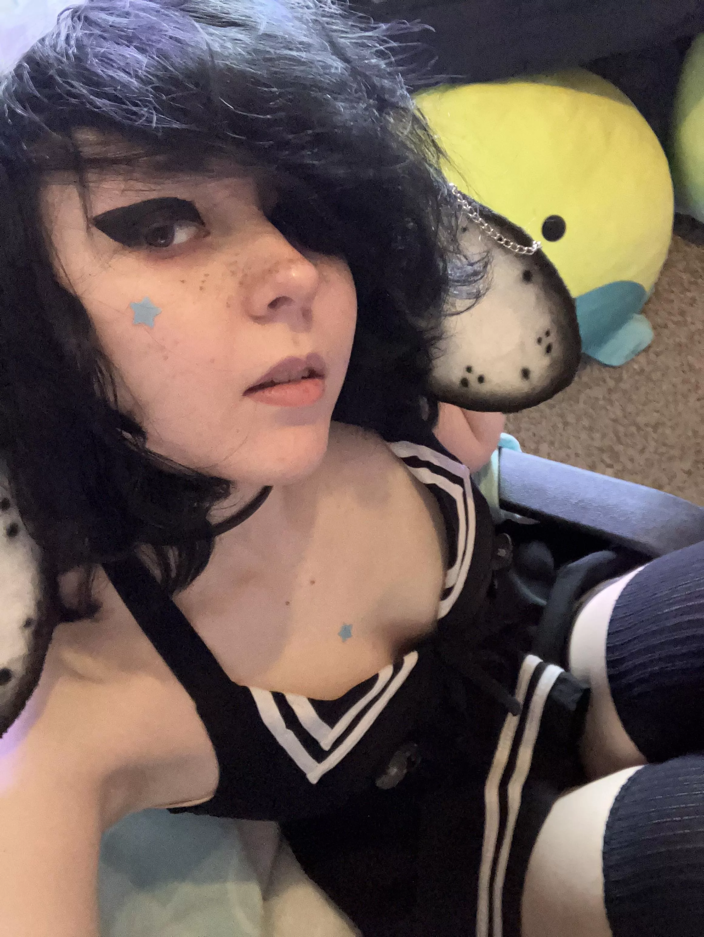 Literally can’t get enough of these ears but I can’t turn my head cause they hit my shoulders lol