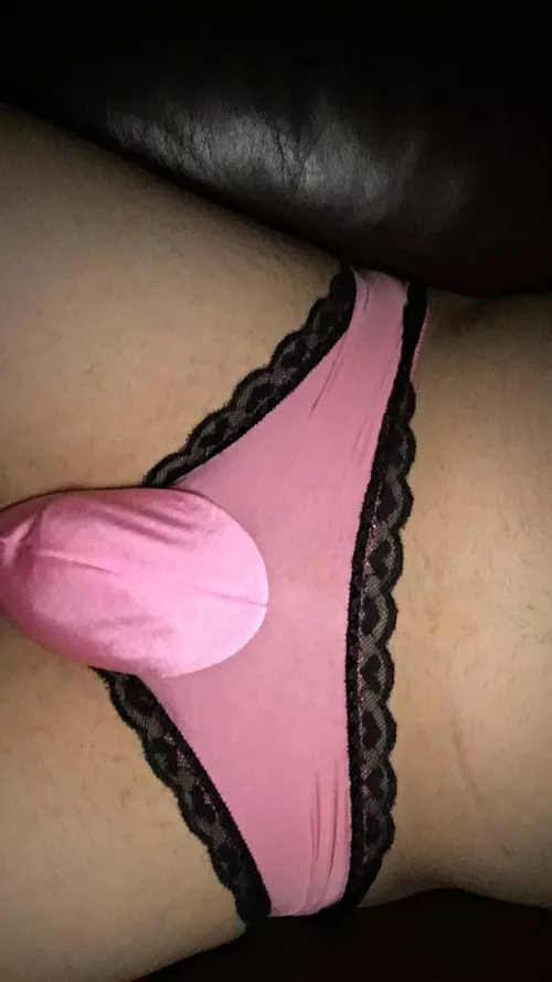 Love wearing sexy panties and underwear when I can