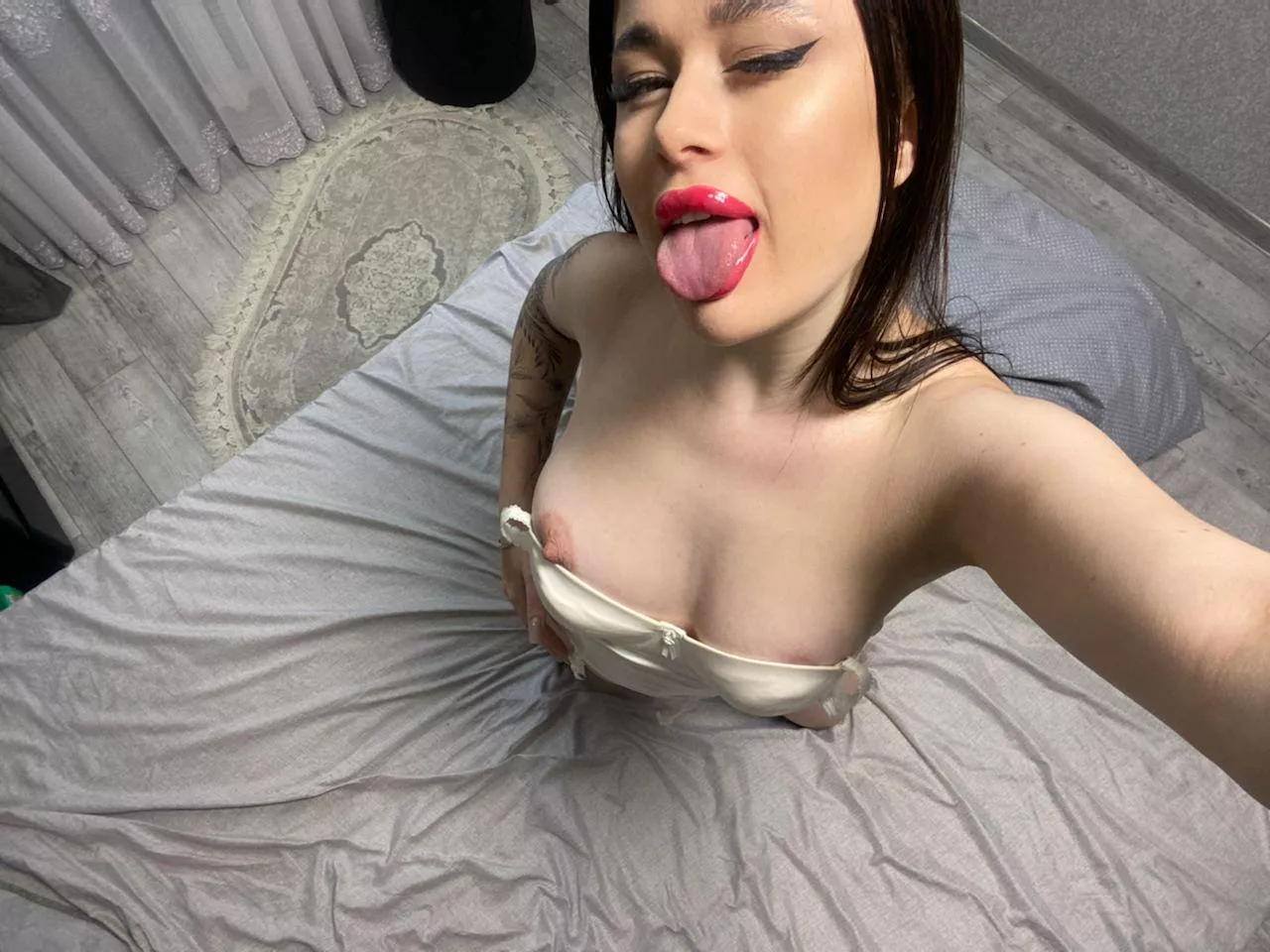 make me wet because i love it