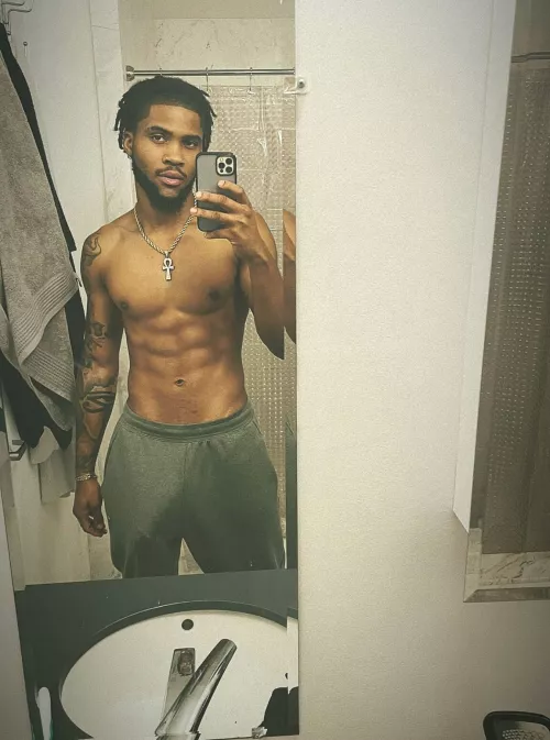 [m]Caught you staring 😏