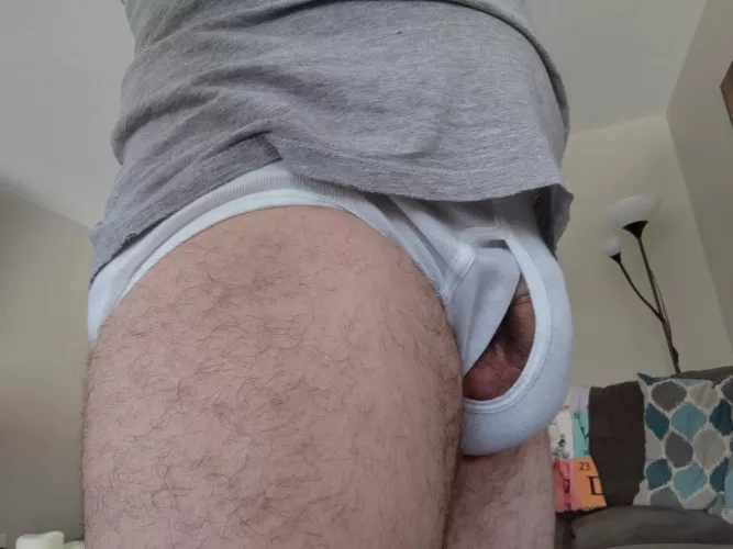 More on the benefits of keeping yourself inside the pouch. Easy access- still supported