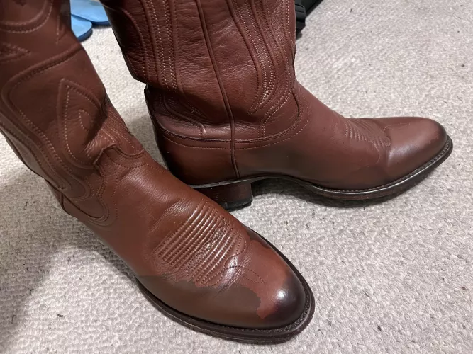 My boots got wet within the last couple hours. What can I do to prevent staining?