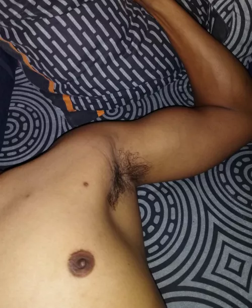 Need u to cum in my pit and lick it up while sitting on me