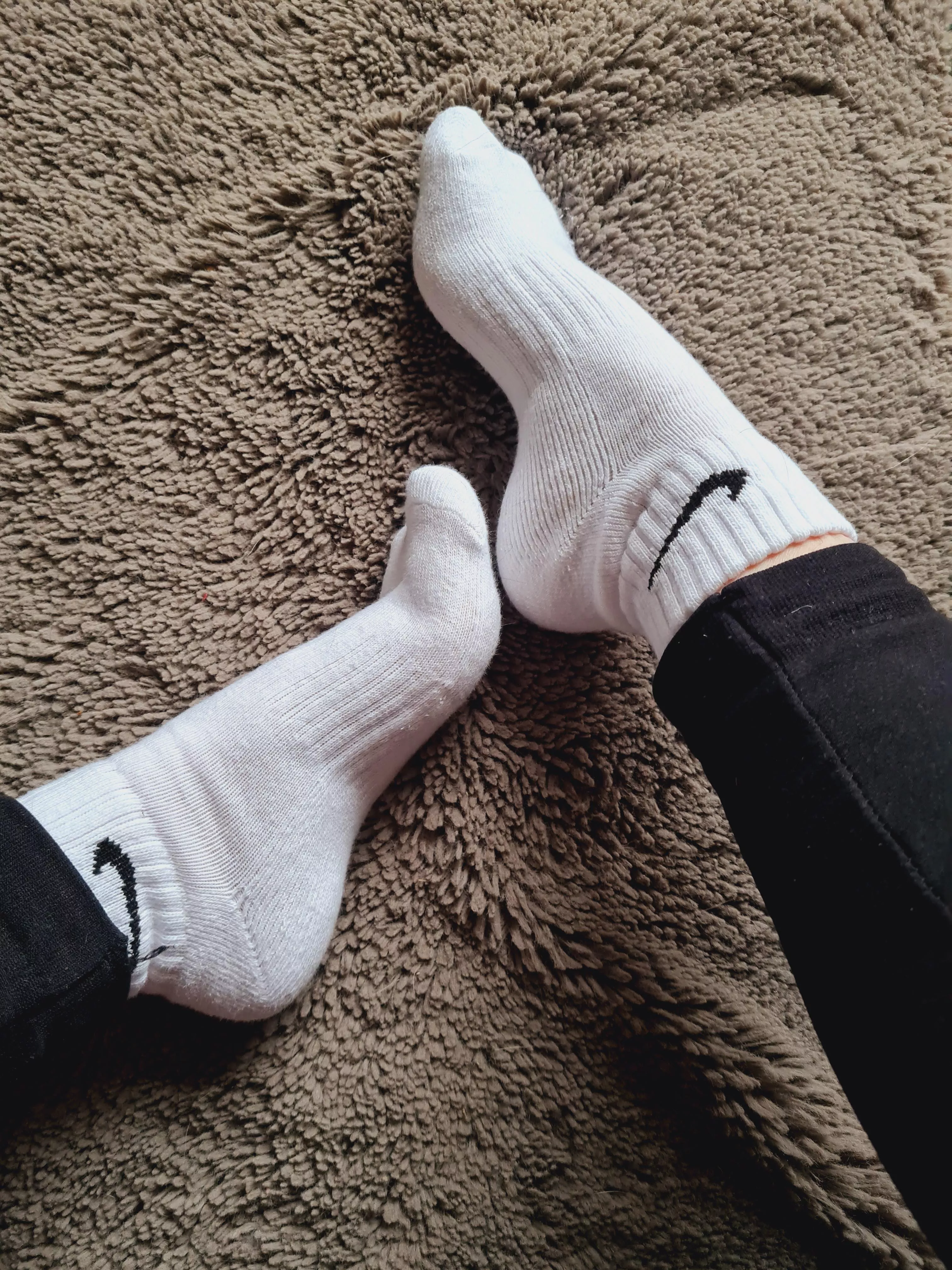 Nikes are back in my draws 😏🙌 (Selling)