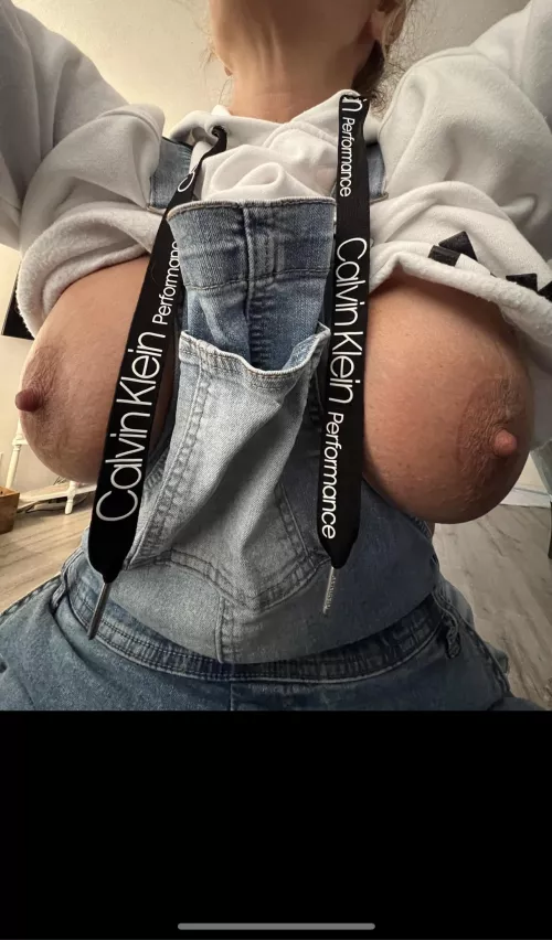 Oops, they fell out. Can you help me with them? (F)