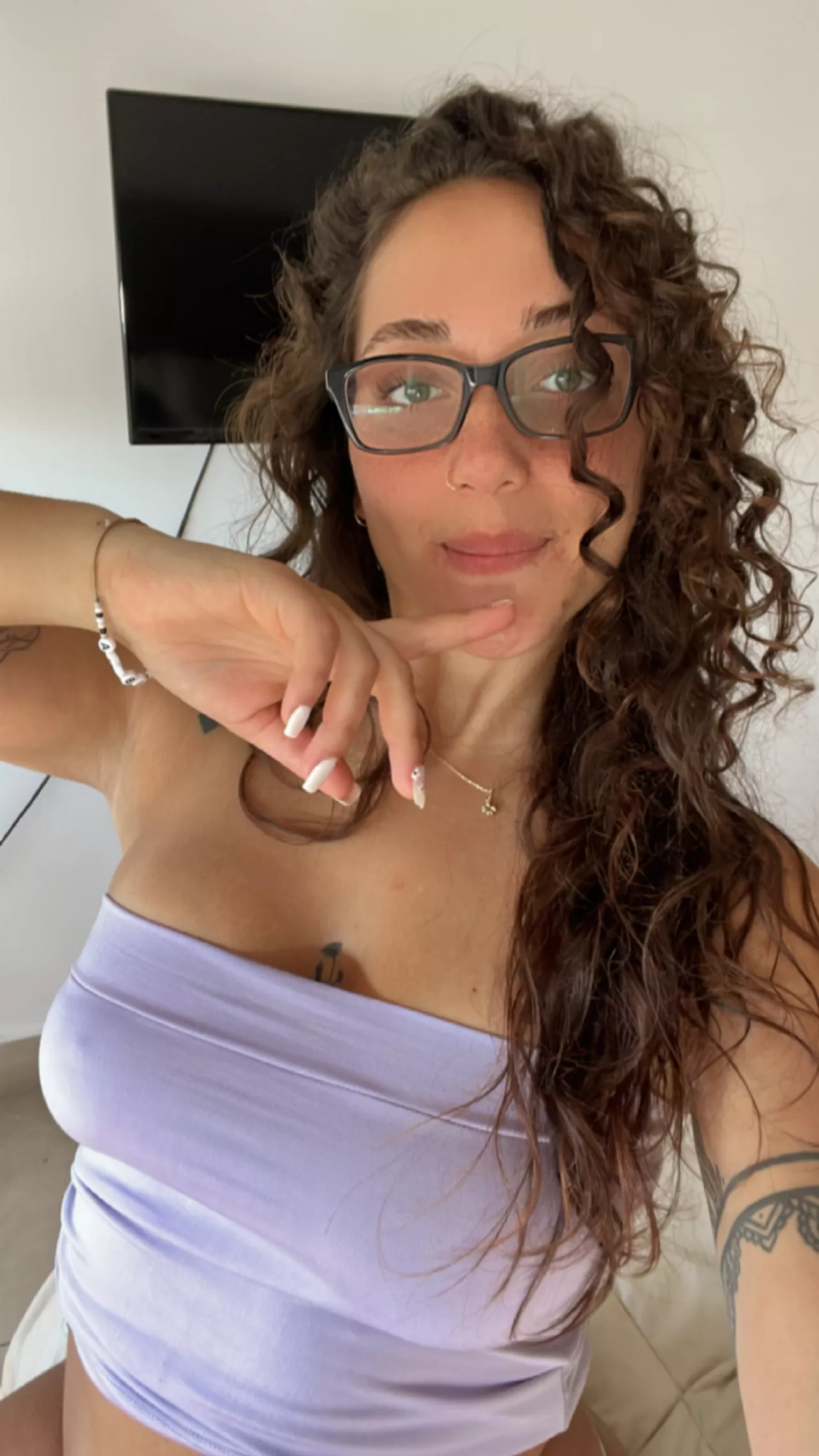 Perfect accessory for a chic and nerdy look