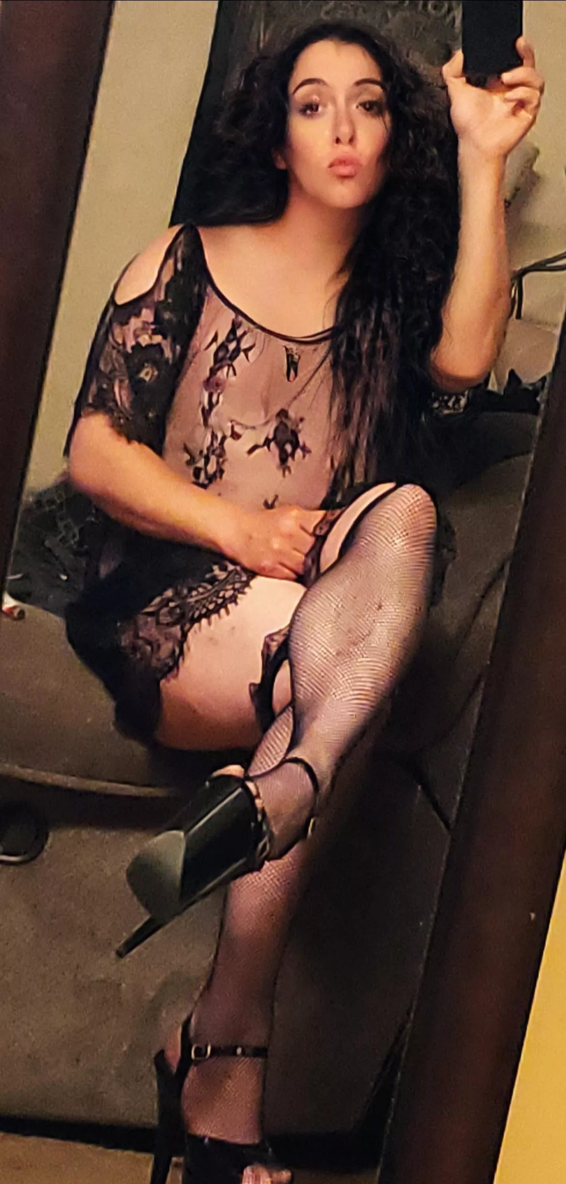 since you all loved my last face pic, here's another🥰😘