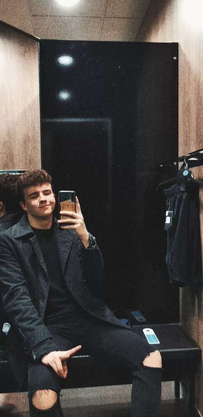 someone wanna chat? :)