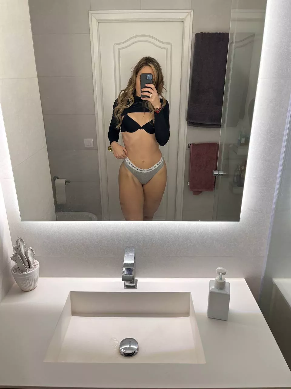 This cute body can drive you crazy tonight.