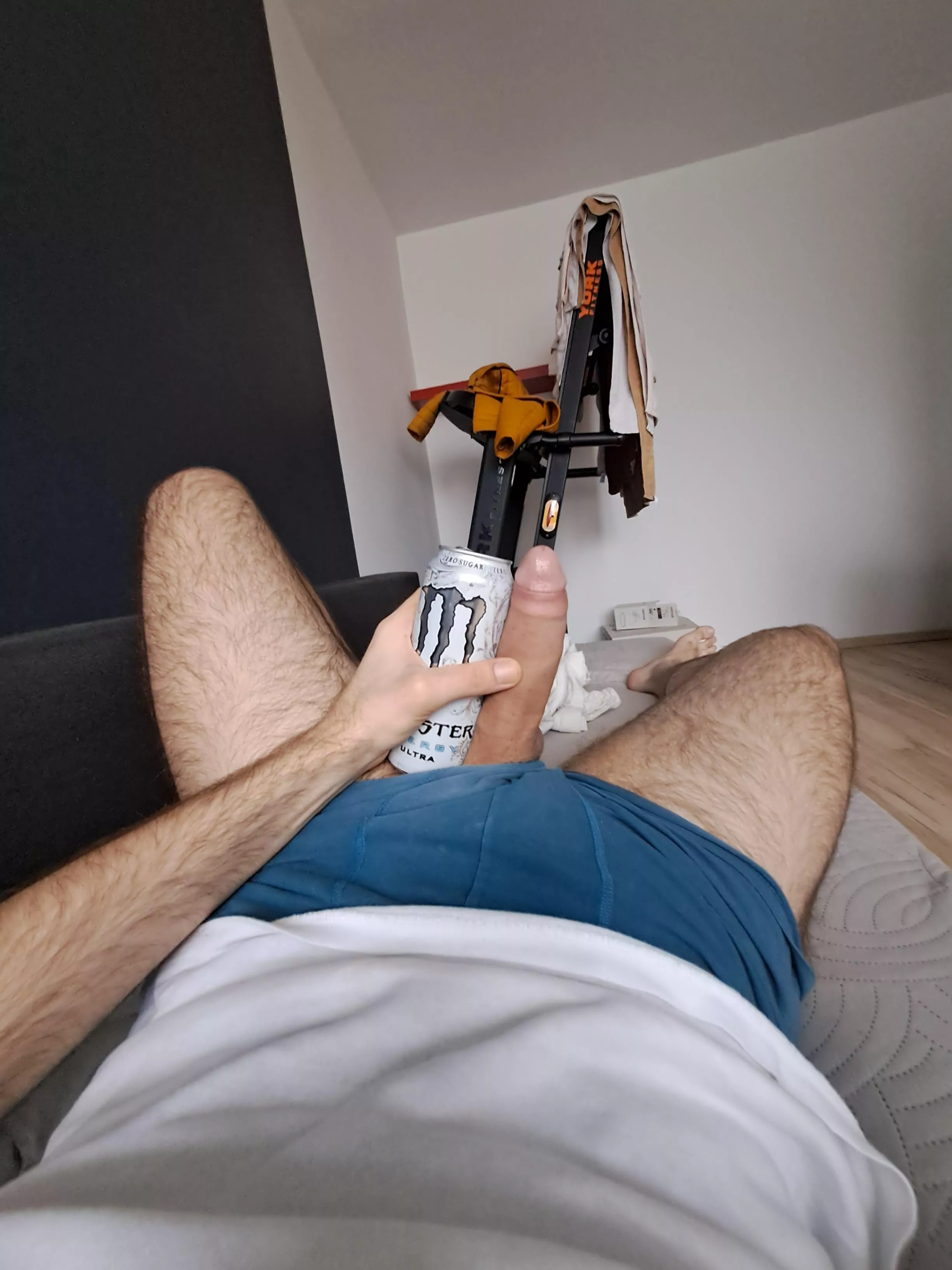 Upvote if my cock is bigger than yours
