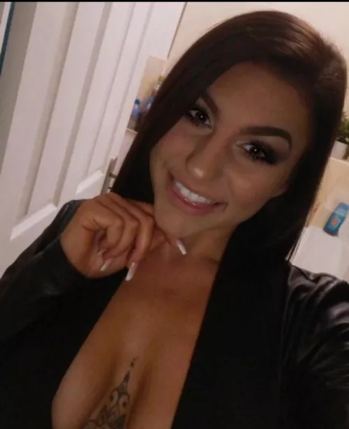 What do we think of the sexy British slut?