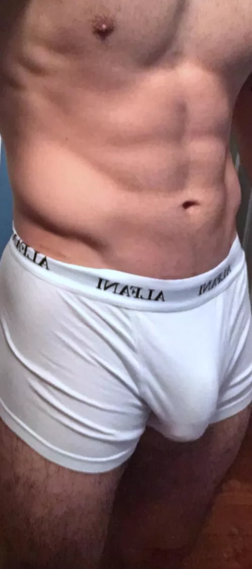 What would you do if you saw my bulge 😏