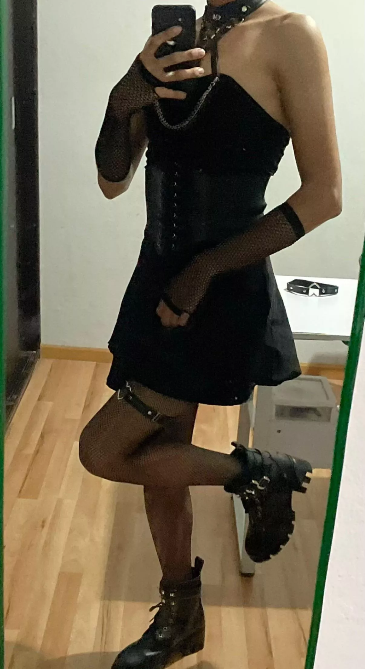 Wild goth femboy appeared what you do? ._.