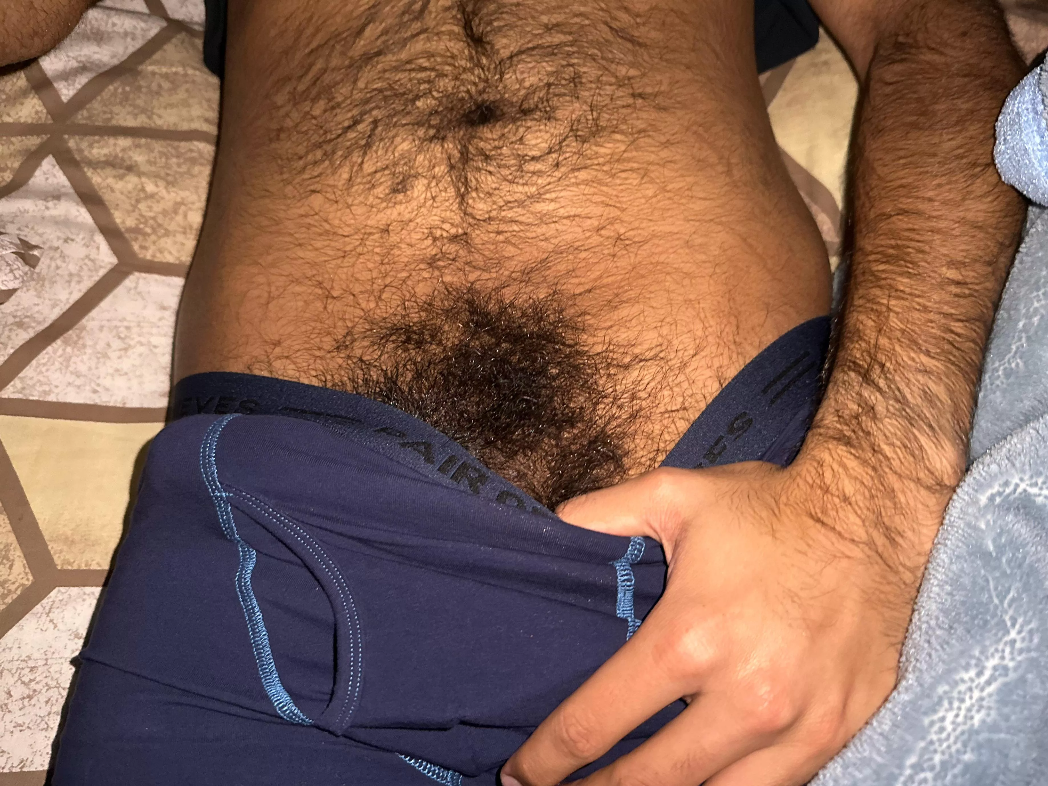 22, college, bi. hmu bros @johnsmithaf2022