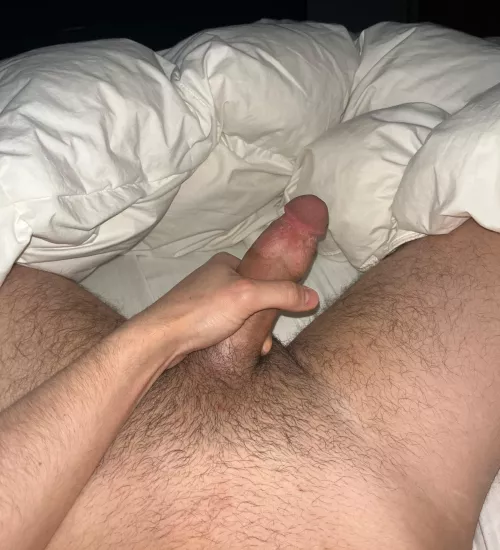 23 US. dl, masculine, curious, fit. looking for the same. snapchat: joshbenson_719