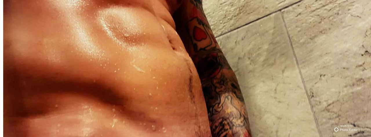 28 M Wet, soapy and smooth 🥵🥵😈