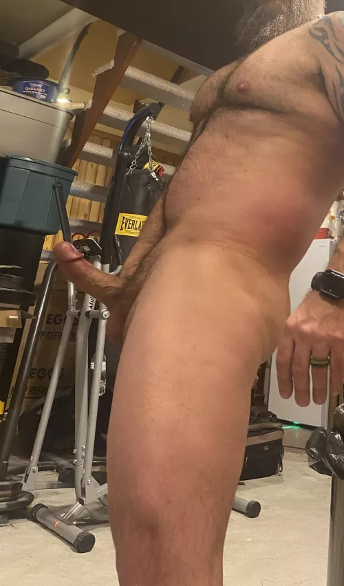 [46] Monday is over, ready to rela…… ok maybe not !