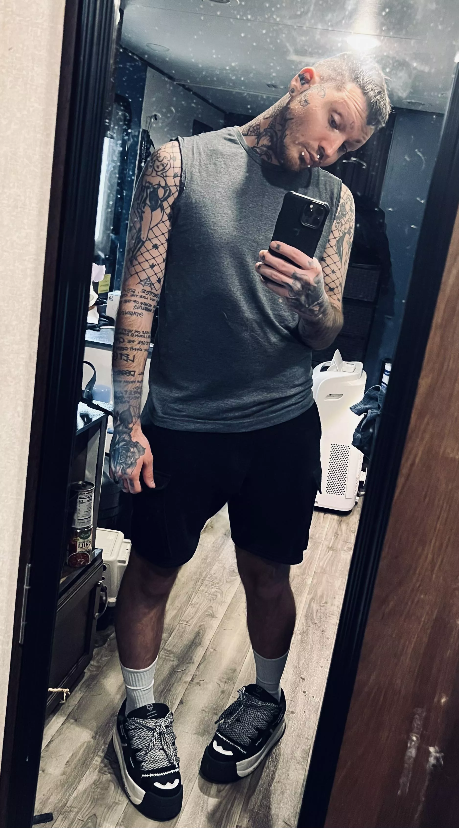 anyone else RV/travel full-time?