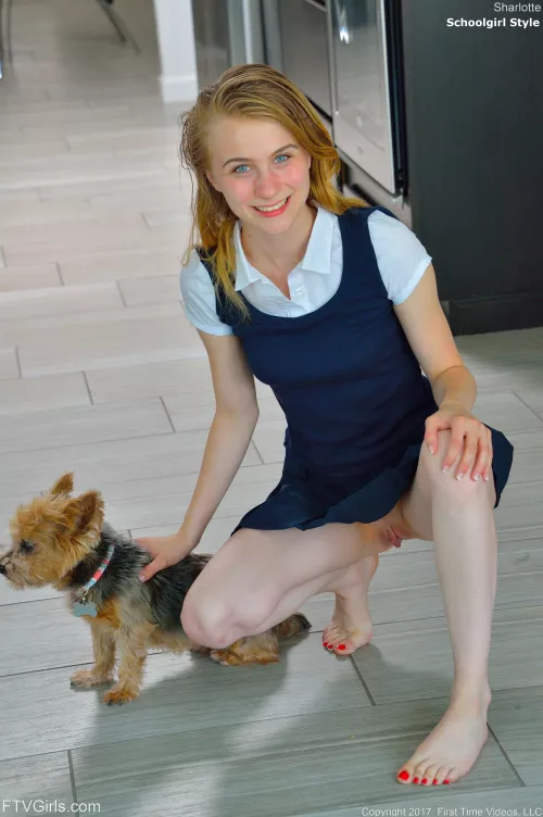 Charlotte Carmen / Sharlotte