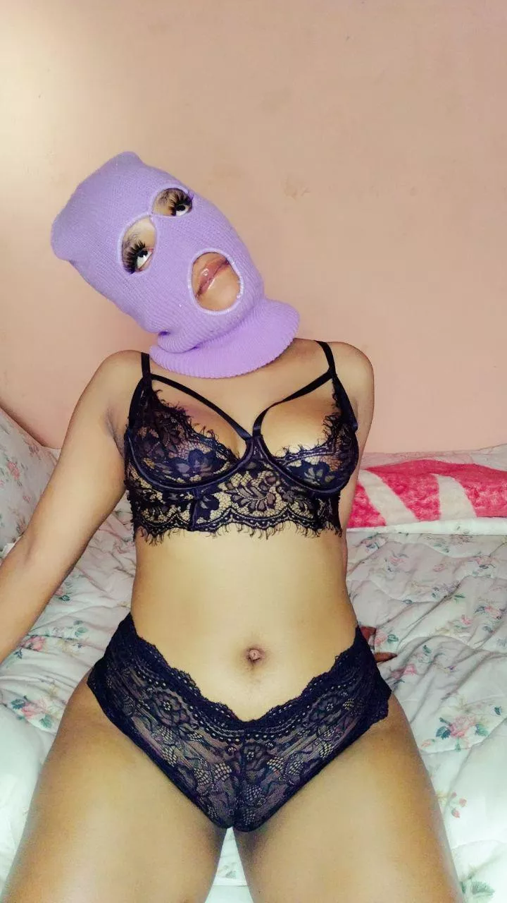 come keep me company