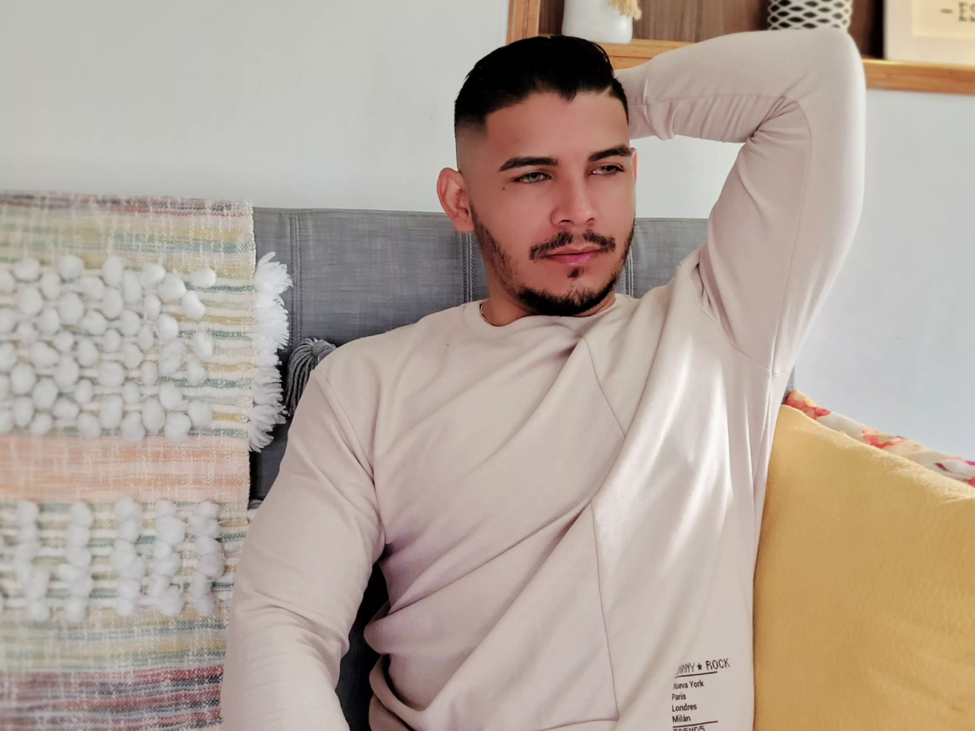 Could you be my friend?