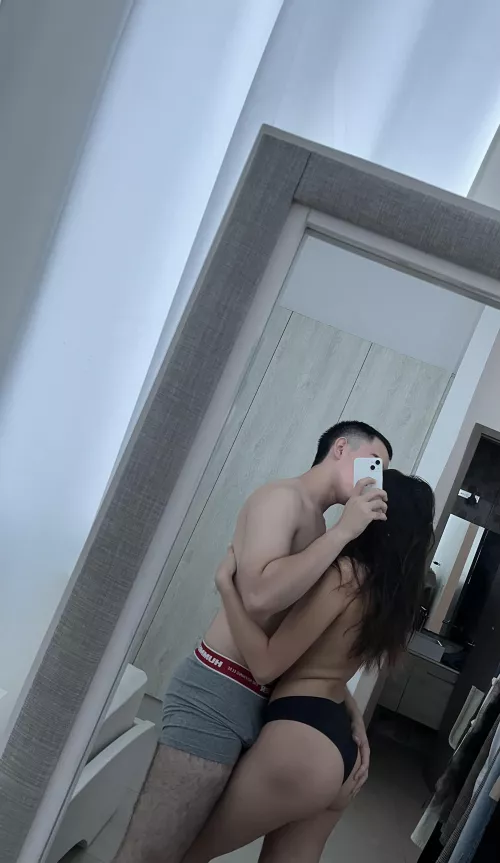 cute asian at my service🤤