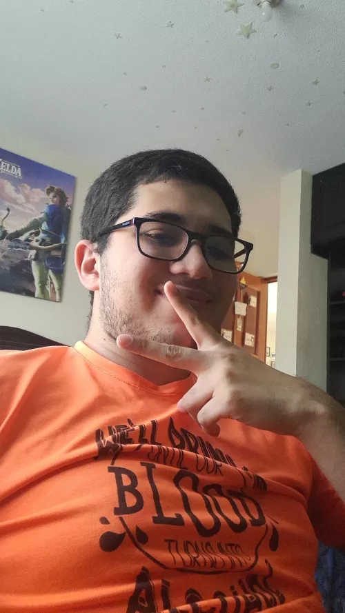 Does anybody want a gaymer friend? Let me know!