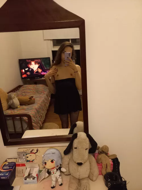 Happy titty tuesday! I hope some tiny little tiddies are good enough 🥺