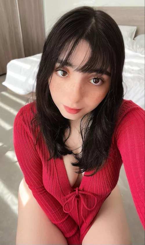 Here's me hoping you like your pale girls freckled lol :)