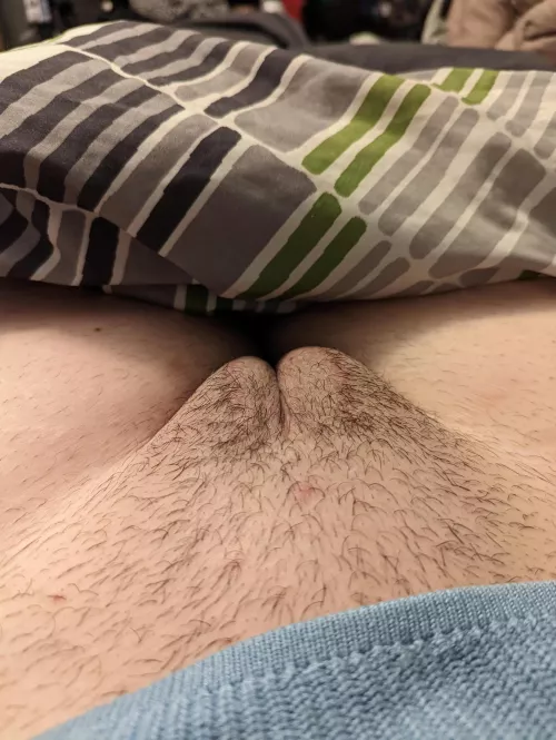 Here's my simpmission! Hope you don't mind some hair :)