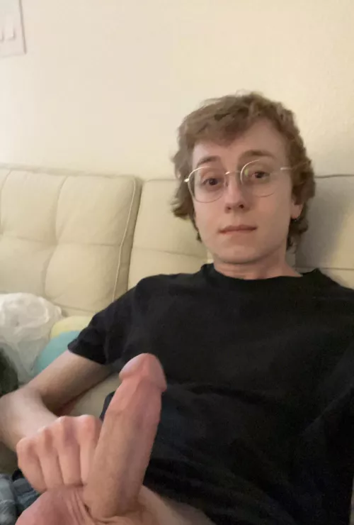 Hit me up if you think you can put me in my place 😼