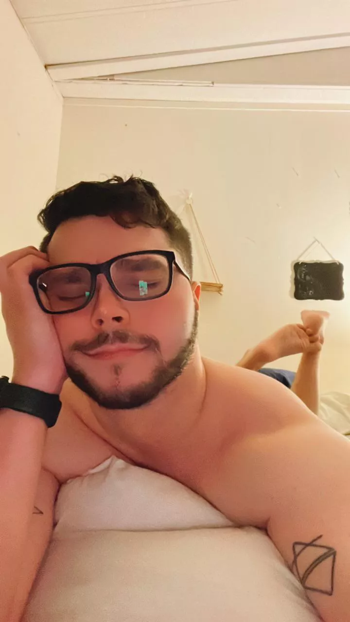 Hope y’all had a great day! I need some rubs 🥲