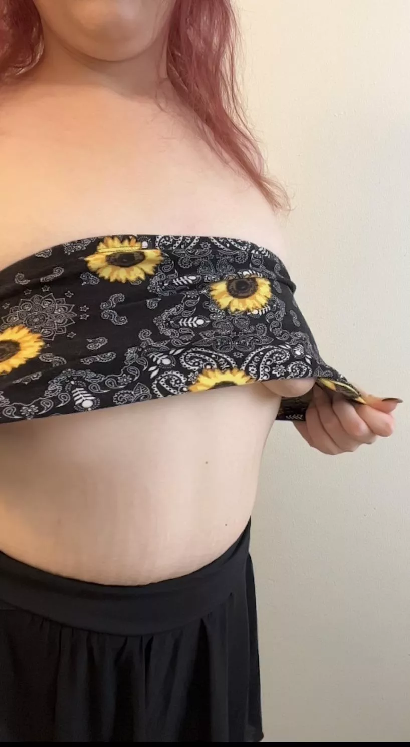 Hope y’all like my underboob