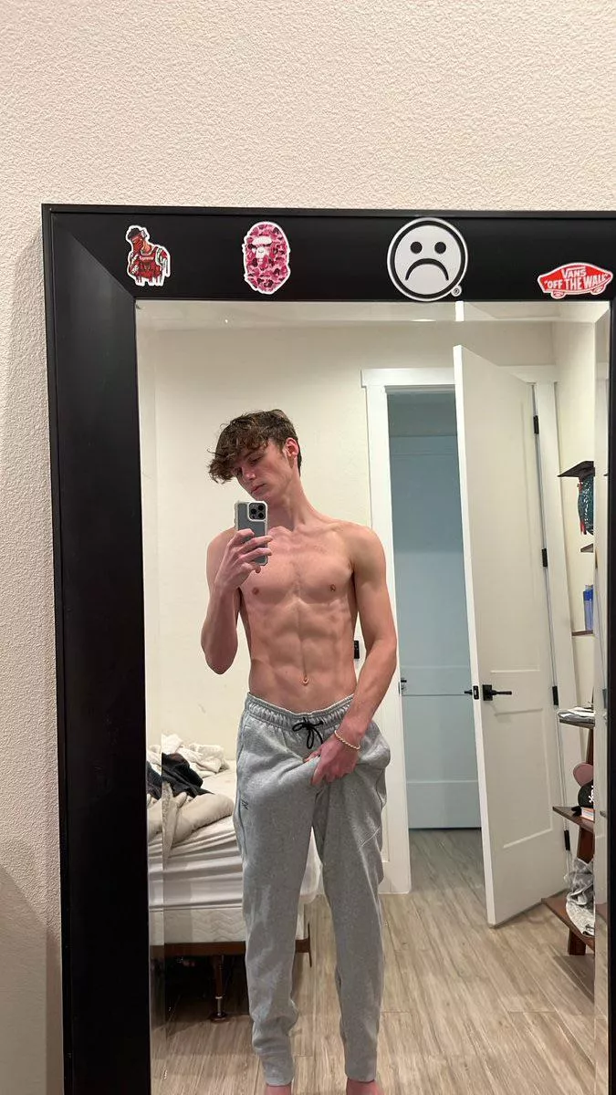 i’m always horny after a workout :,)