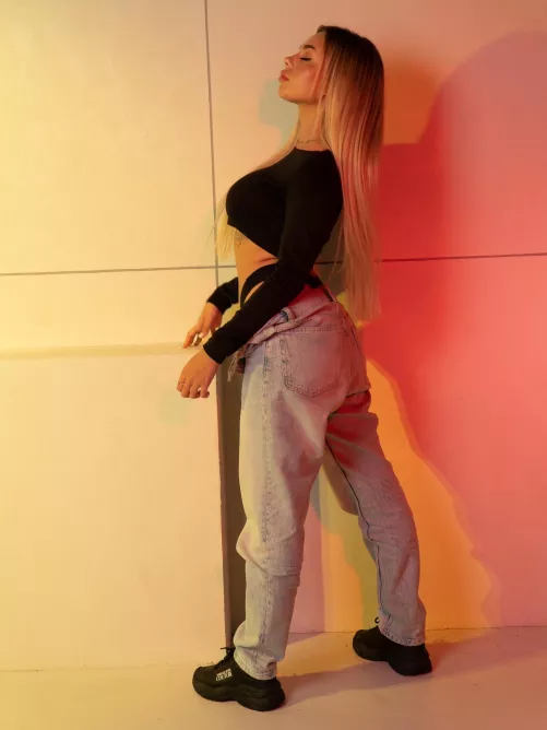 It's all yours for tonight !