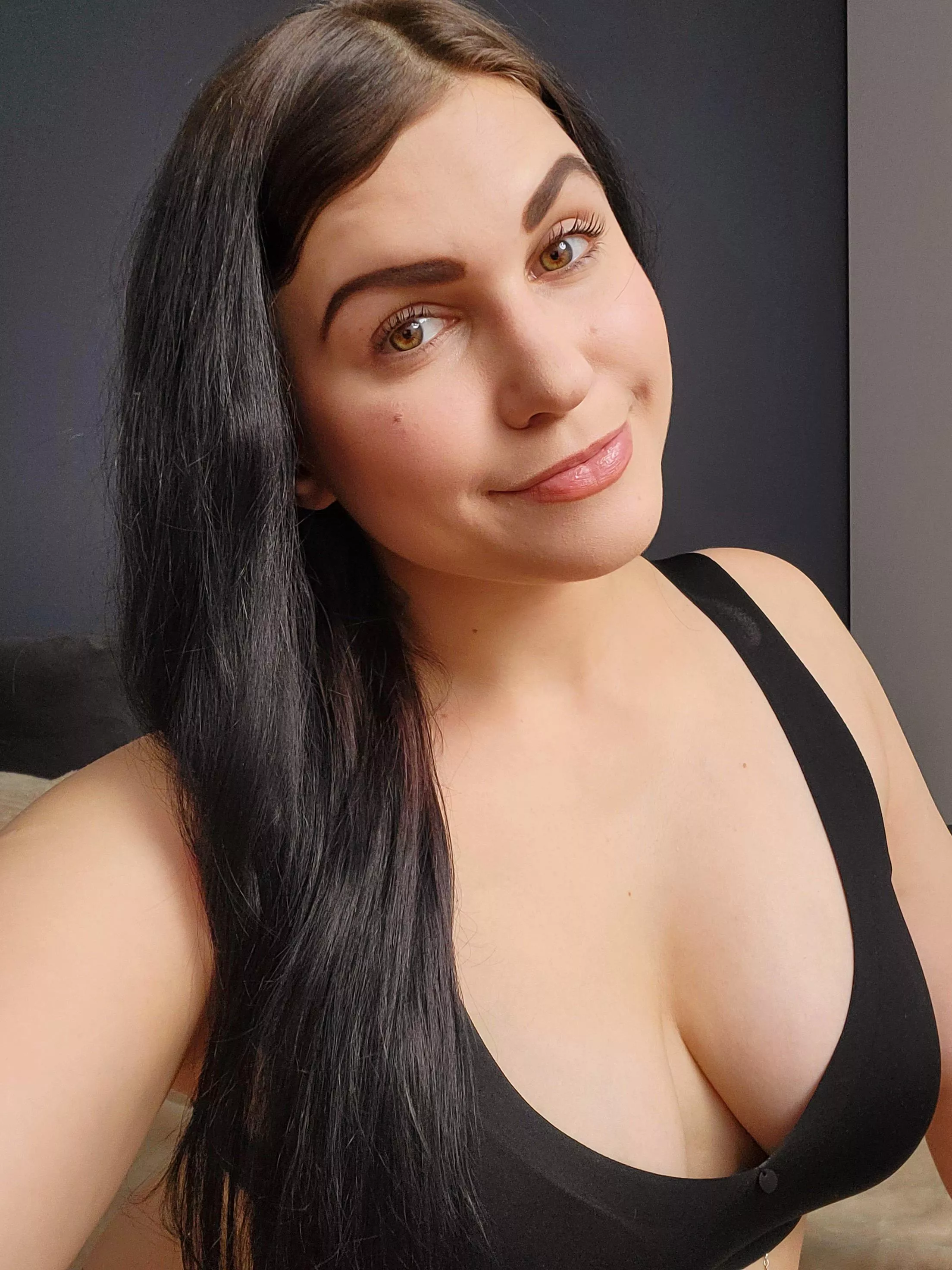 Join my room at @chaturbate to see more 😛