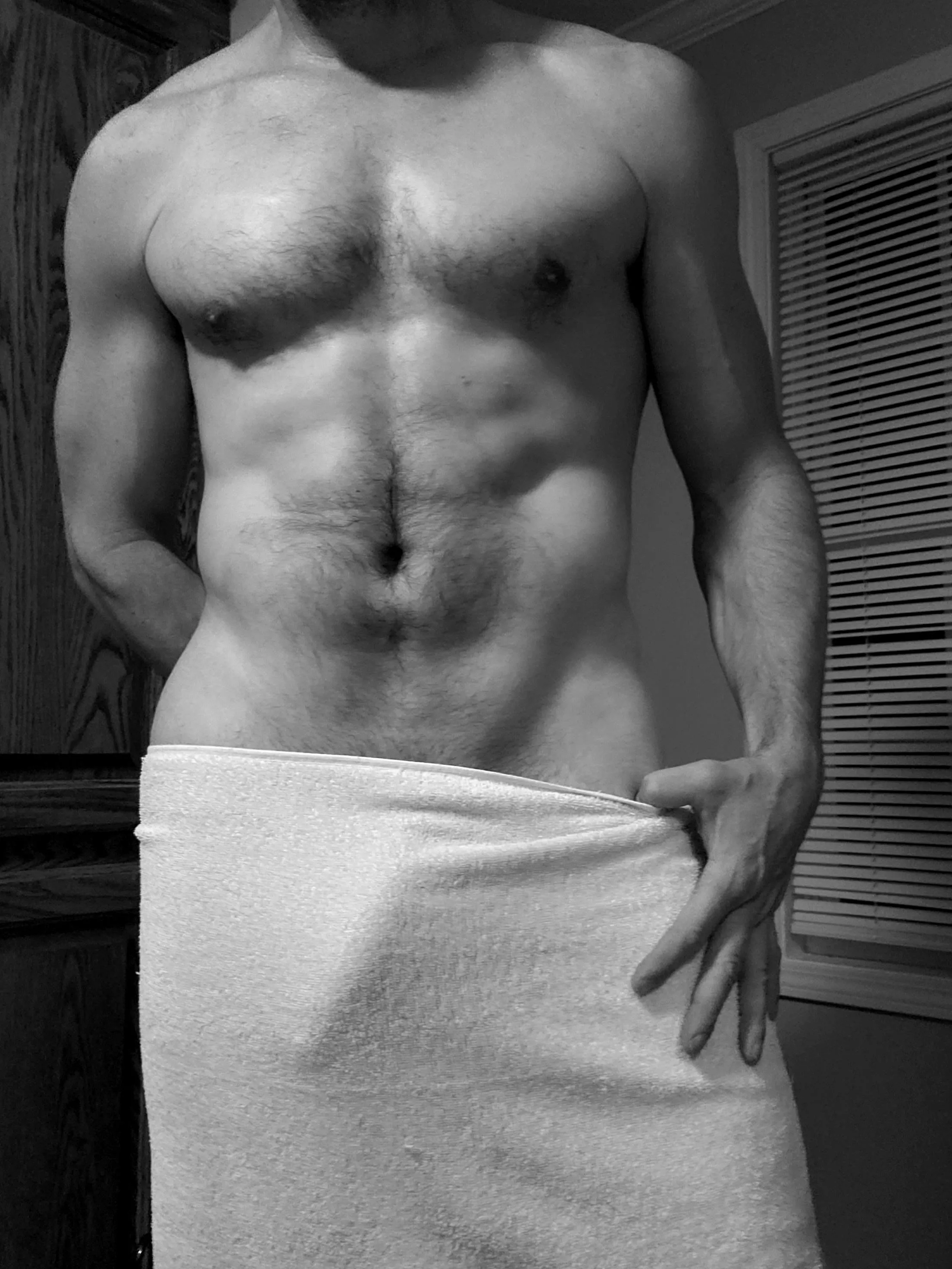 Looking for someone to wash my back... [42]