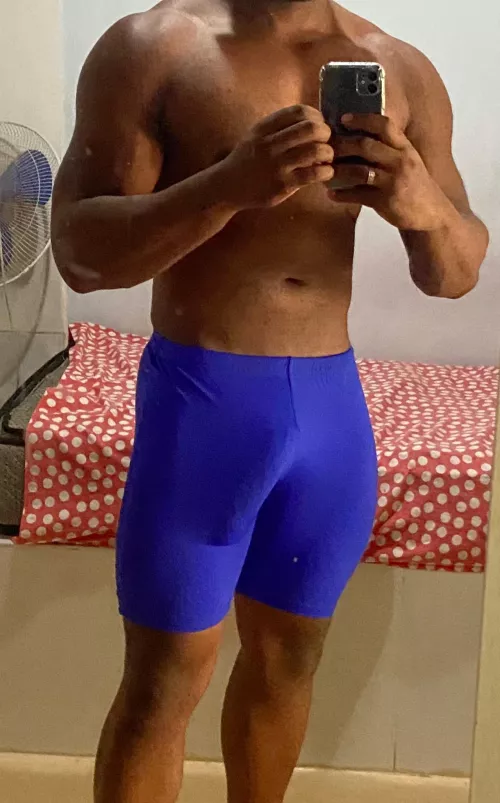 my 9.6 inches in proportion to my muscular body