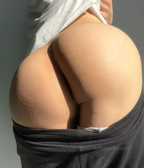 My ass makes you so weak