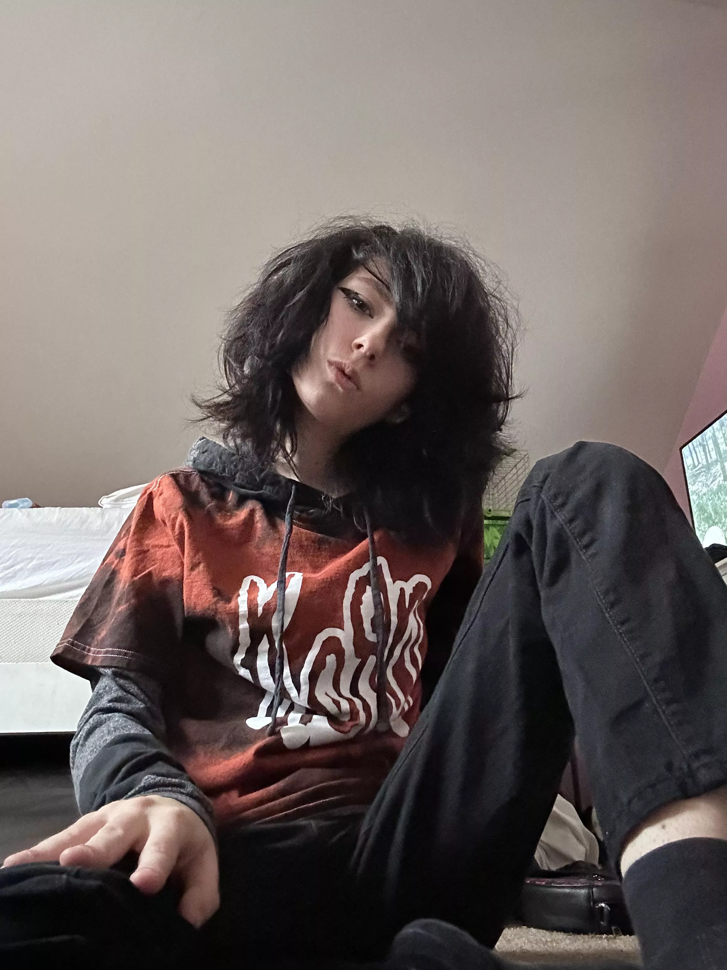 Oh my god guys it’s KORN 🖤❤️