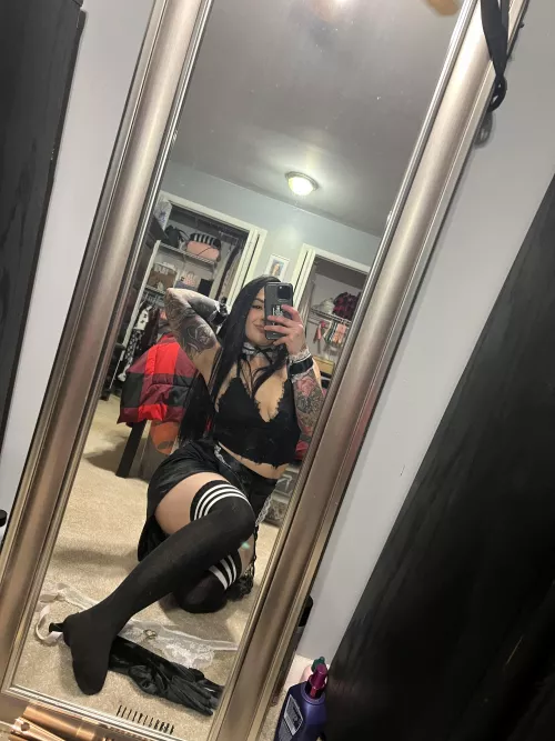 Thigh highs are my favorite 🖤☠️