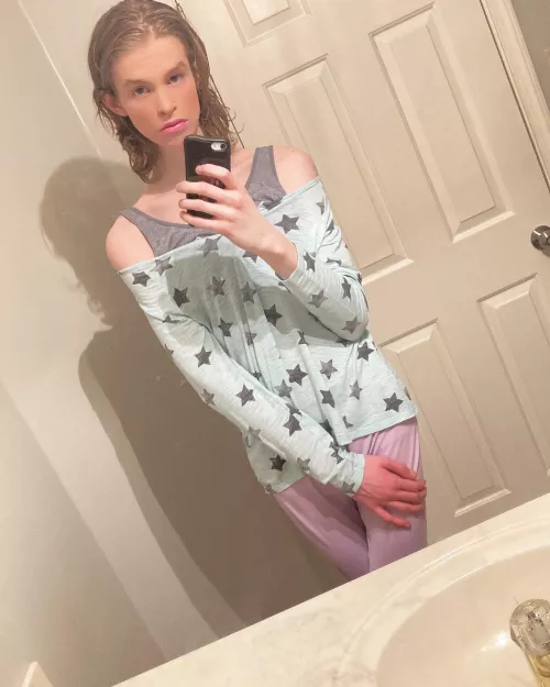 Tried to look cute but idk. What do u think? 🫶