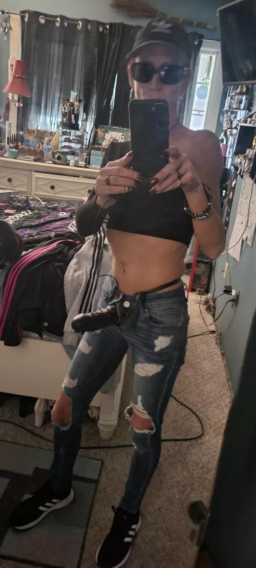 upvote if you would like to be her new replacement.