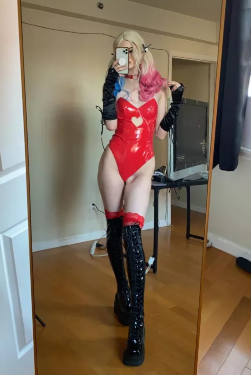 Valentine’s Day Harley Quinn by Poor Baby