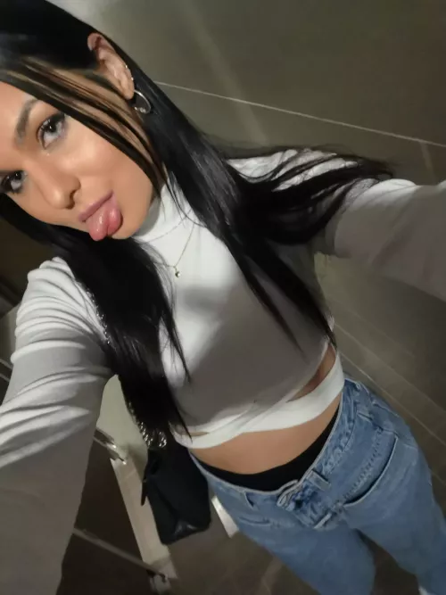 wanna play with my...