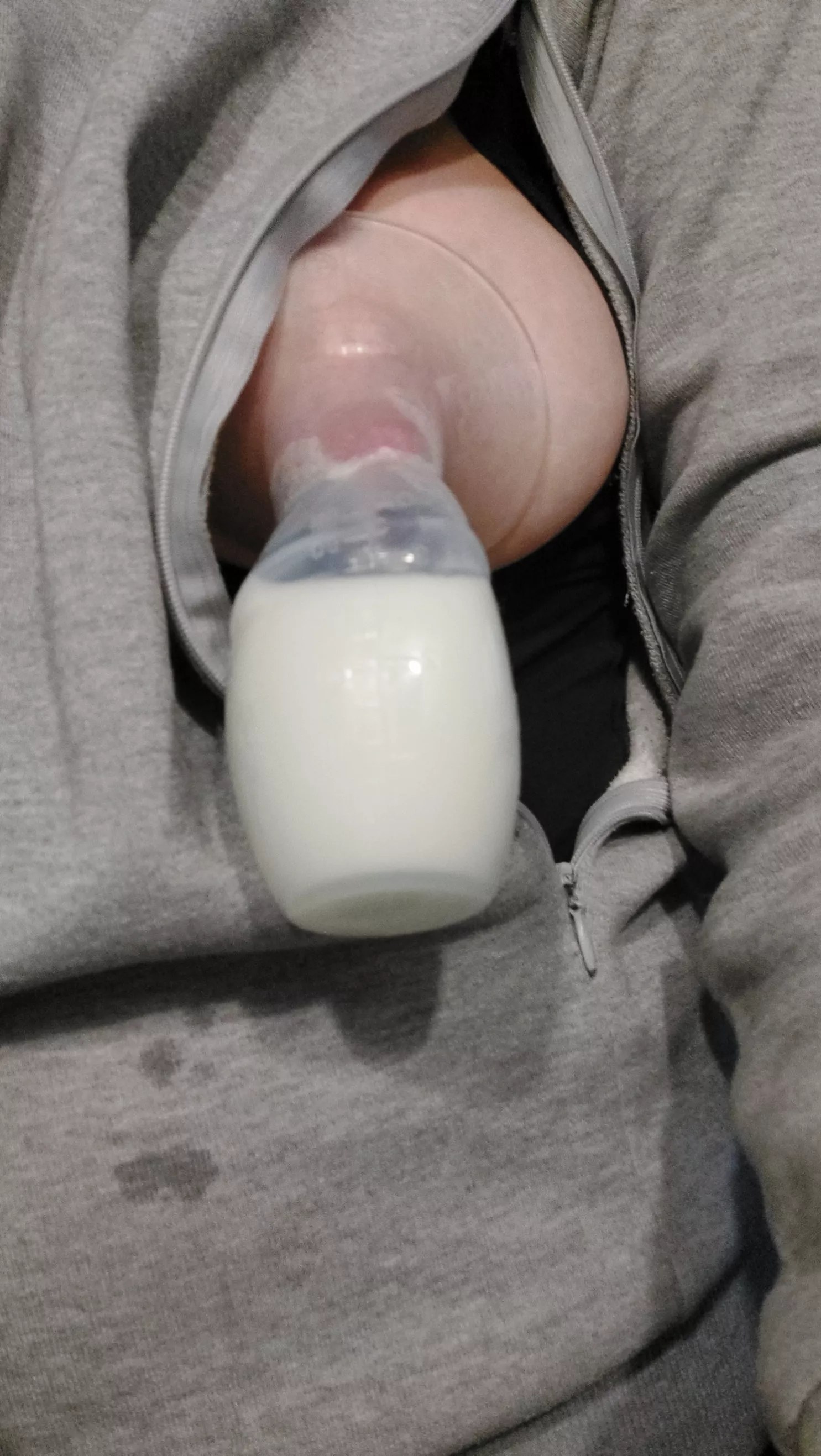 Want to drink then suckle me? 😉🥛💦