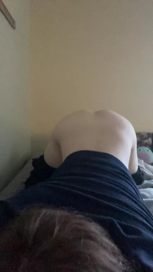 (18) be my roommate?