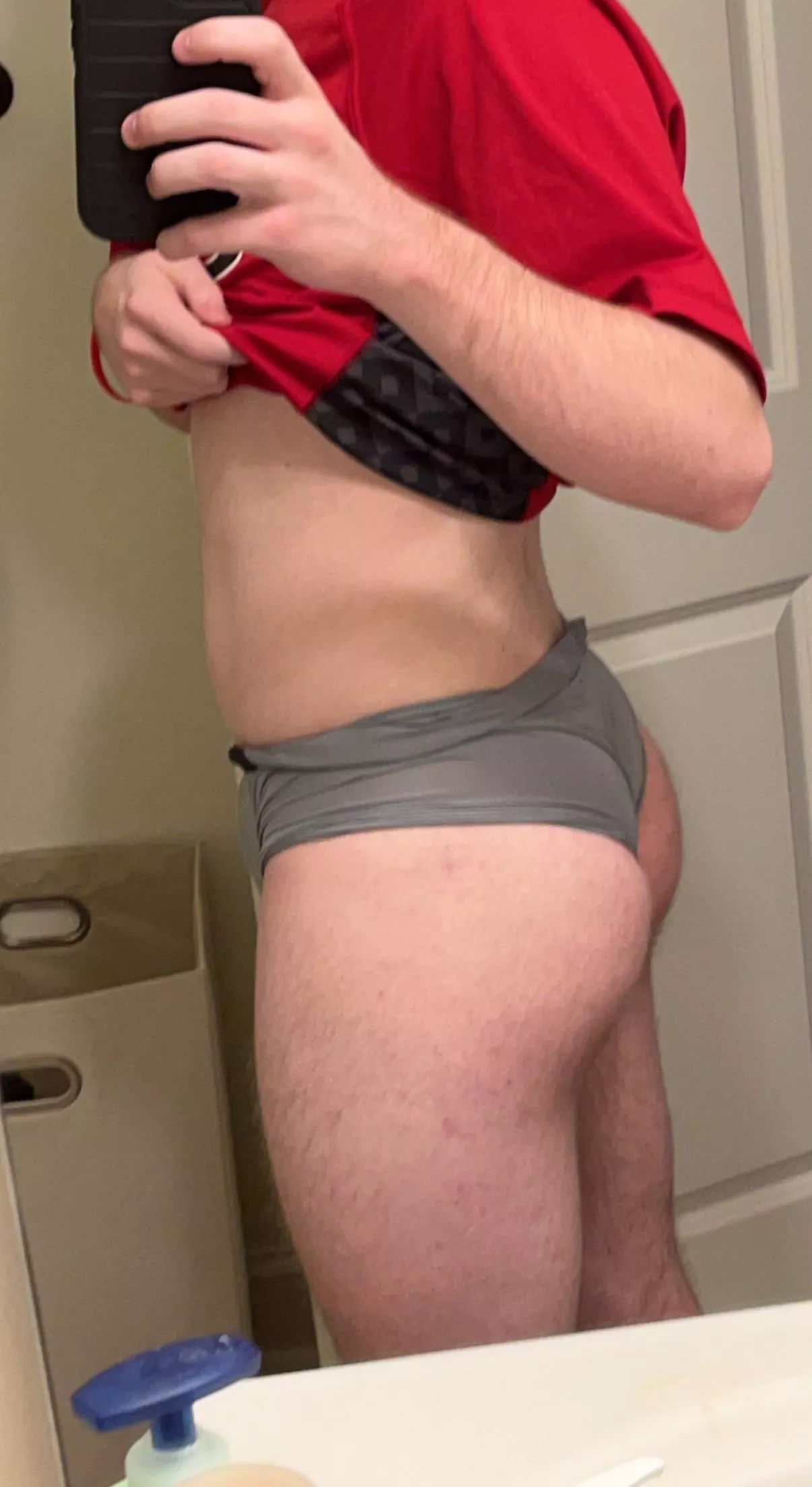 (18) who wants some head in nc😝