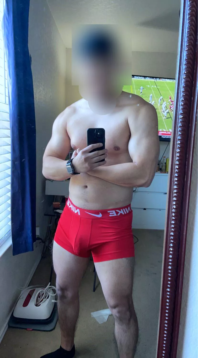 26M DMs open. Slide in the DMs and ask for the snap, might even show face