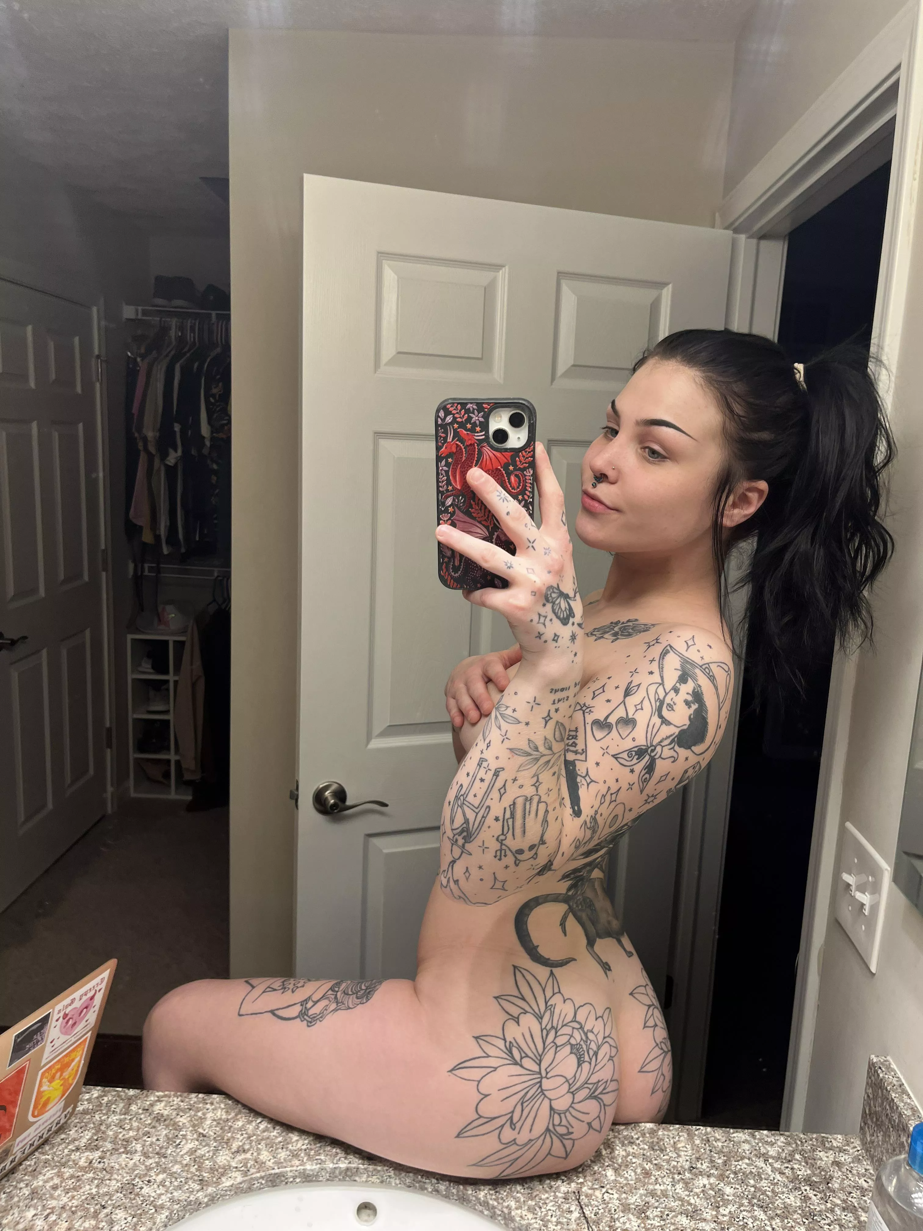 about to hop in the shower, anyone wanna join?